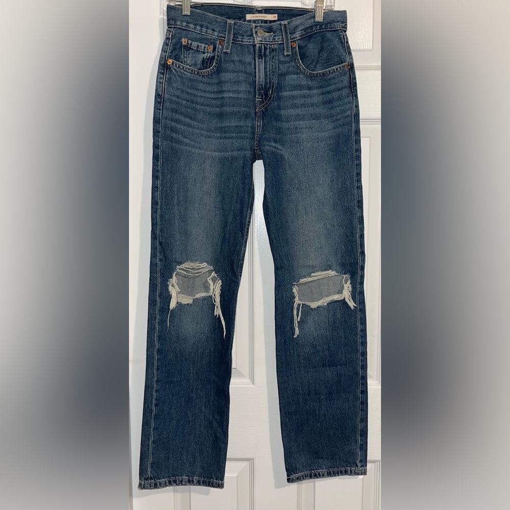 Levi's Low Pro Straight Jeans Sz 26 Medium Wash 100% cotton distressed - Picture 2 of 5